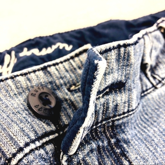 Ruff Hewn Women’s 8 Blue Denim Shorts Jeans with 4 Pockets RN# 104460 Cotton - Picture 3 of 7